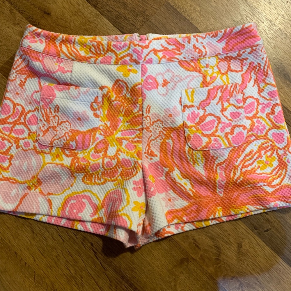 Lilly Pulitzer shorts!!